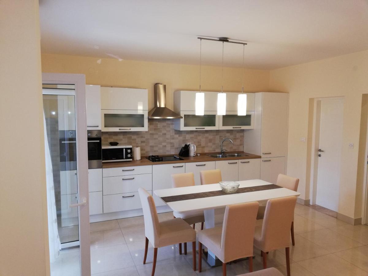 Apartment Anita Makarska Eksteriør billede